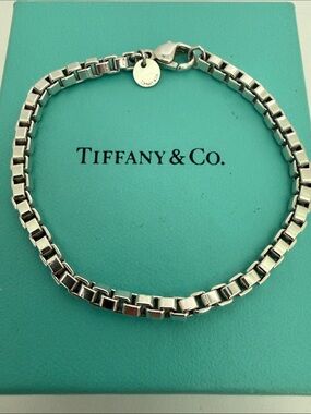 Tiffany & Co Venetian Link Bracelet -7 1/2”